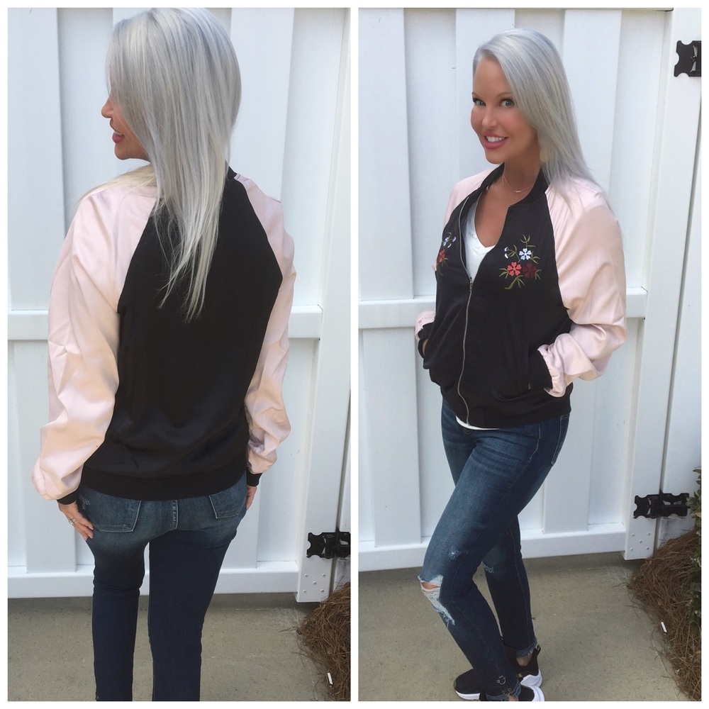 ๐๐บ Pink/black satin embroidered bomber! - Picture 1 of 3